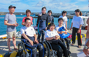 障がいのある方も安心のダイビング